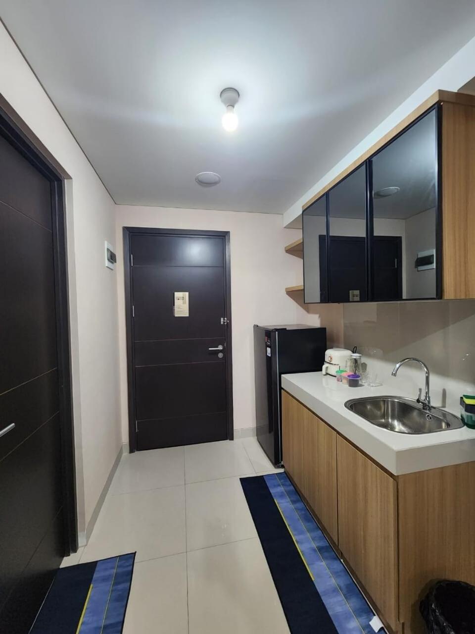Spacious Comfortable Apartemen South Сурабая Екстер'єр фото