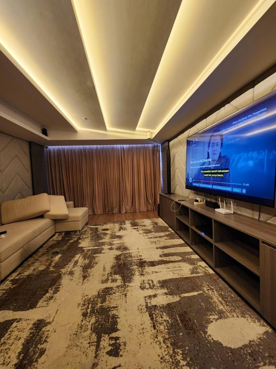 Spacious Comfortable Apartemen South Сурабая Номер фото